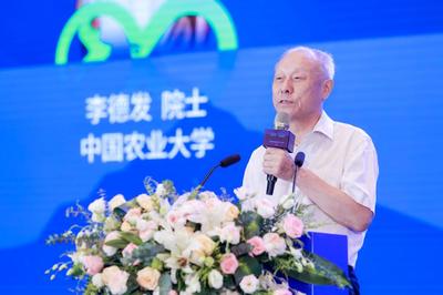 千湖峰会聚焦生猪母仔一体化精准饲养技术高峰研讨会在汉举行，千湖科技引领行业创新